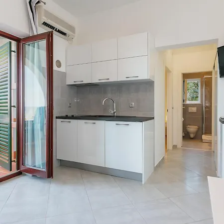 Apartment Delfin *
