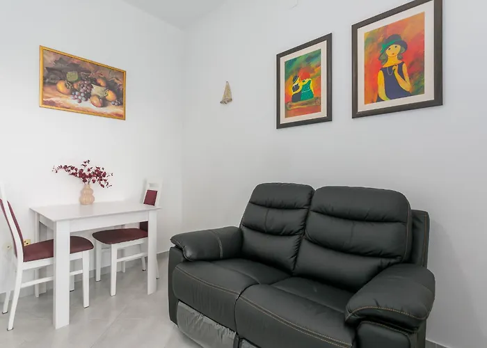 Delfin Apartament Krk Town