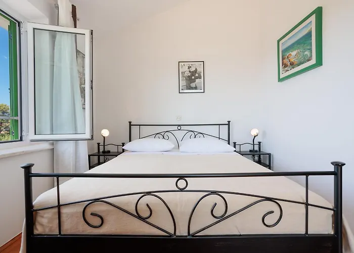 Delfin Apartament Krk Town